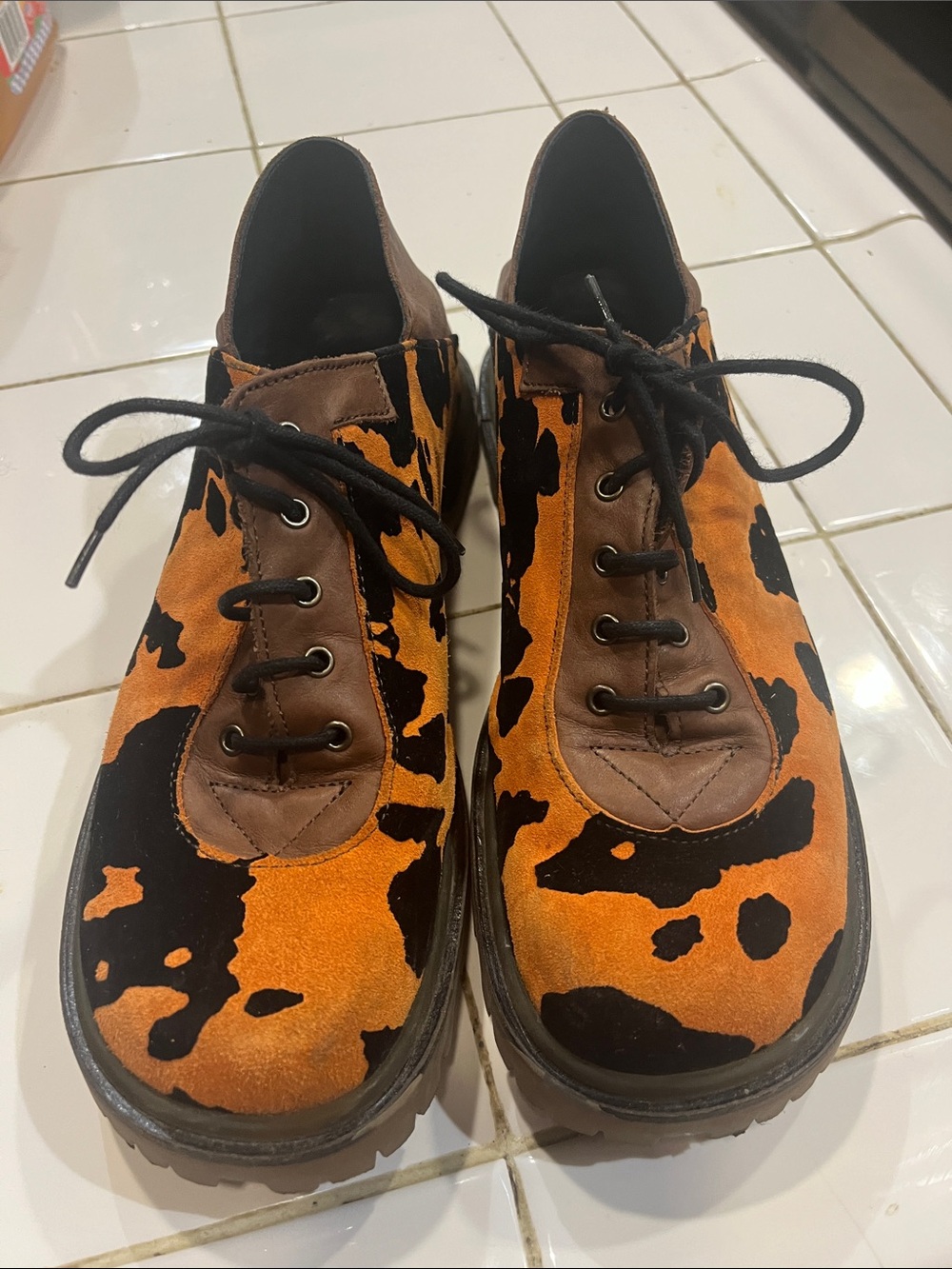 Wind made in Italy orange and brown and black cowhide print size 39